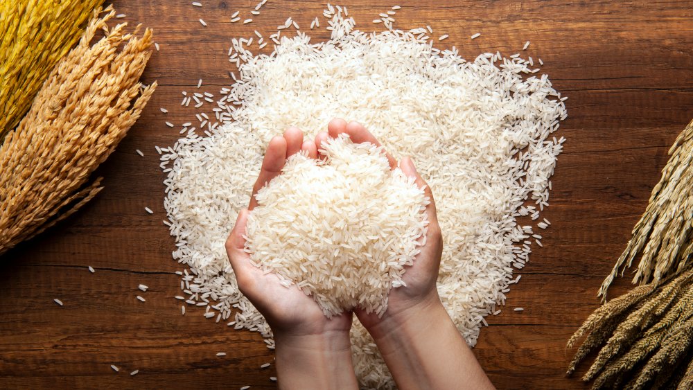 PMB Rice සන්නාමය සහිත සහල් පැකට් වෙළඳපොලට නිකුත් කිරිම අද සිට PMB Rice සන්නාමය සහිත සහල් පැකට් වෙළඳපොලට නිකුත් කිරිම අද සිට